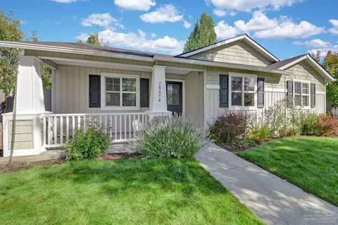 20654 Daisy Ln, Bend, OR 97702 photo 4