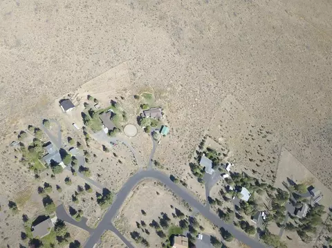 59860 Calgary Loop, Bend, OR 97702 photo 7