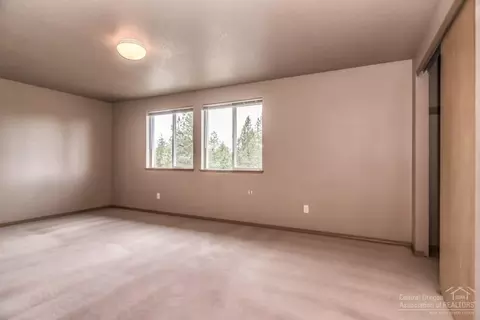 67545 Highway 20, Bend, OR 97703 photo 20