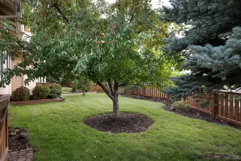 63512 Pharaoh Ct, Bend, OR 97701 photo 23