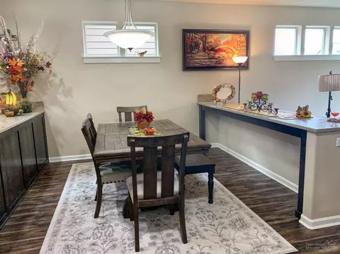 20784 NE Boulderfield Ave, Bend, OR 97701 photo 2