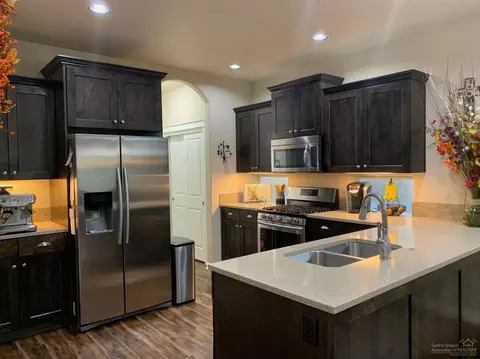 20784 NE Boulderfield Ave, Bend, OR 97701 photo 3