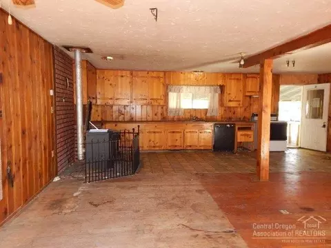 51273 Parker Rd, La Pine, OR 97739 photo 9