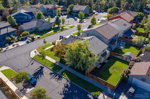 21124 Clairaway Ave, Bend, OR 97702 photo 6