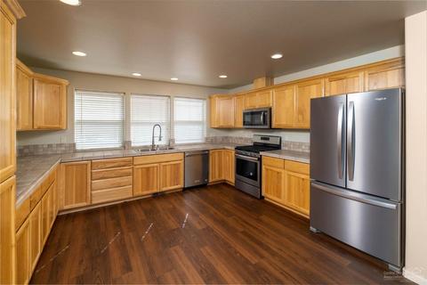 21124 Clairaway Ave, Bend, OR 97702 photo 8