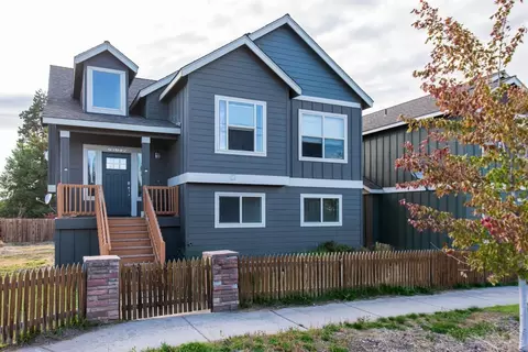 61835 SE 27th St, Bend, OR 97702 photo 1