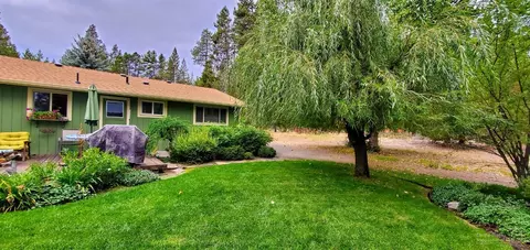 52520 River Pine Rd, La Pine, OR 97739 photo 2