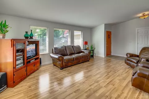 20207 NW Morgan Loop, Bend, OR 97703 photo 7