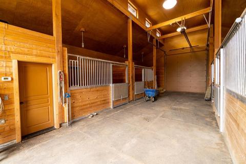 61425 Gosney Rd, Bend, OR 97702 photo 21