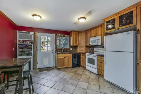 2729 NE Ocker Dr, Bend, OR 97701 photo 5