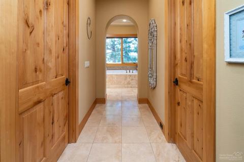 19548 Aster Ln, Bend, OR 97702 photo 14