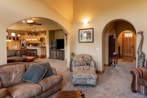 19548 Aster Ln, Bend, OR 97702 photo 8