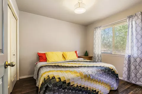770 E Cascade Ave, Sisters, OR 97759 photo 17