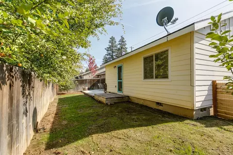 770 E Cascade Ave, Sisters, OR 97759 photo 21