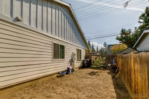 770 E Cascade Ave, Sisters, OR 97759 photo 18