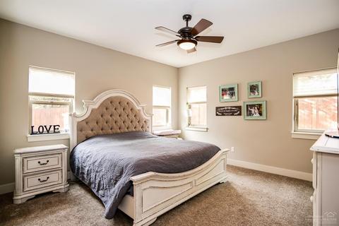 2270 NE Jackson Ave, Bend, OR 97701 photo 10