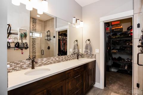 2270 NE Jackson Ave, Bend, OR 97701 photo 11