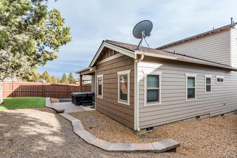 2270 NE Jackson Ave, Bend, OR 97701 photo 17