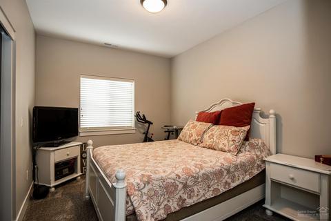 2270 NE Jackson Ave, Bend, OR 97701 photo 13