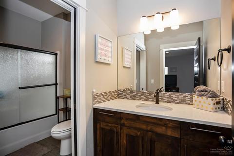 2270 NE Jackson Ave, Bend, OR 97701 photo 14