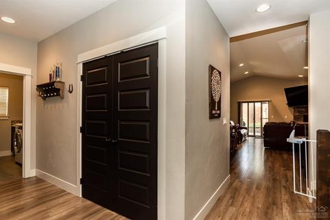 2270 NE Jackson Ave, Bend, OR 97701 photo 5
