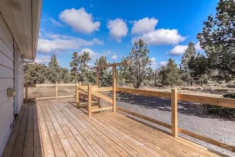64855 Mcgrath Rd, Bend, OR 97701 photo 19