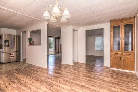 64855 Mcgrath Rd, Bend, OR 97701 photo 6