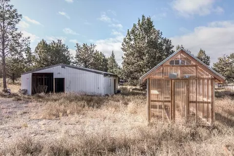 64855 Mcgrath Rd, Bend, OR 97701 photo 20