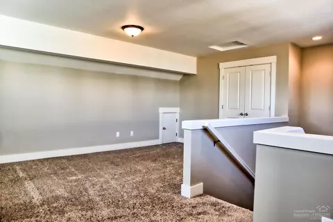 1027 SE Leonel, Bend, OR 97702 photo 17