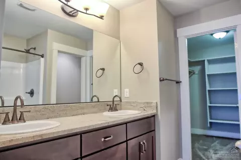 1027 SE Leonel, Bend, OR 97702 photo 11