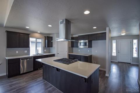 20782 Beaumont Dr, Bend, OR 97701 photo 9