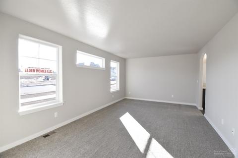 20782 Beaumont Dr, Bend, OR 97701 photo 11