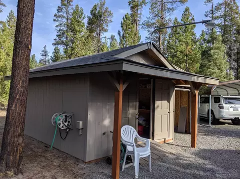 1113 Hackett Dr, La Pine, OR 97739 photo 9
