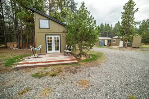 16946 Fontana, Bend, OR 97707 photo 2