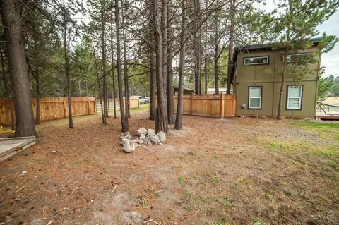 16946 Fontana, Bend, OR 97707 photo 4