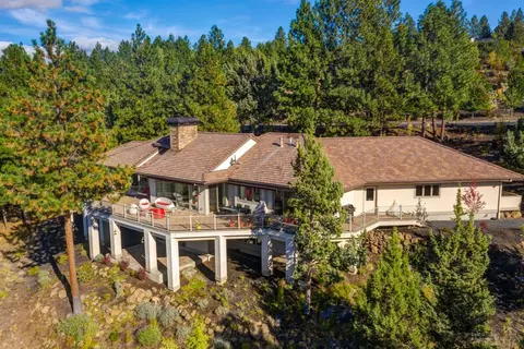 3145 NW Starview Dr, Bend, OR 97703 photo 23