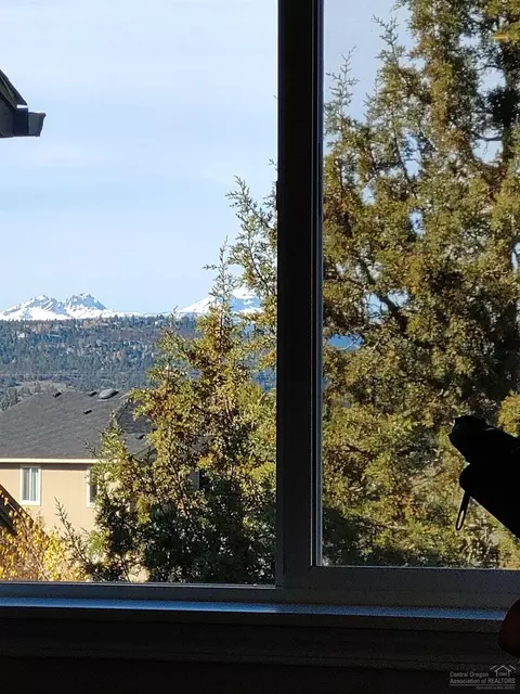 21223 NE Keyte, Bend, OR 97701 photo 18