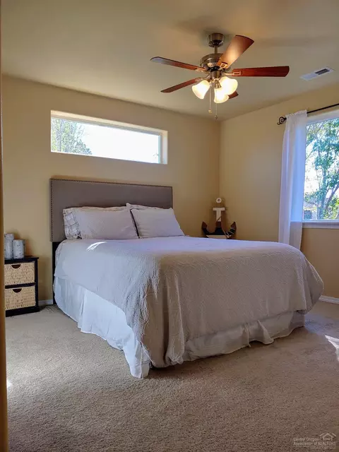 21223 NE Keyte, Bend, OR 97701 photo 13