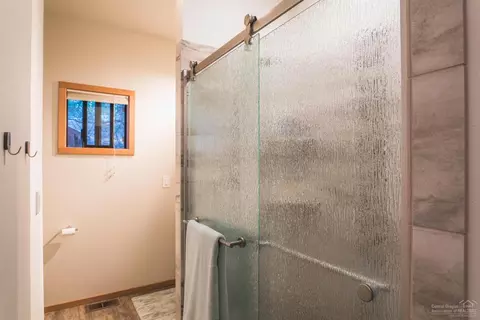 60755 River Bend Dr, Bend, OR 97702 photo 16