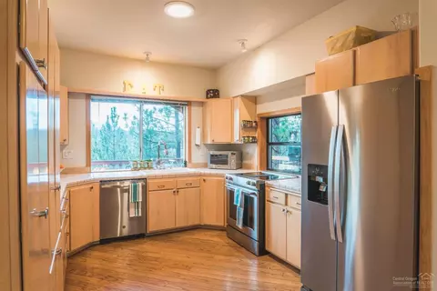 60755 River Bend Dr, Bend, OR 97702 photo 10