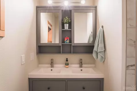 60755 River Bend Dr, Bend, OR 97702 photo 18