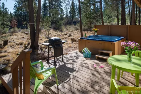 18081 Juniper Ln, Sunriver, OR 97707 photo 1