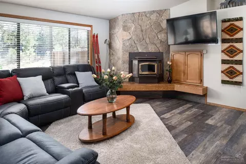 18081 Juniper Ln, Sunriver, OR 97707 photo 3