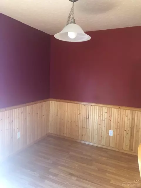 16433 Heath Dr, La Pine, OR 97739 photo 5