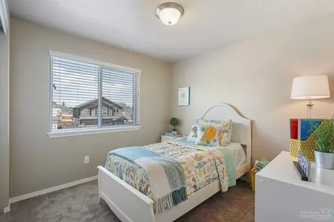 63334 Lamoine Ln, Bend, OR 97701 photo 13