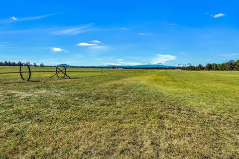 63350 Hamehook Rd, Bend, OR 97701 photo 5