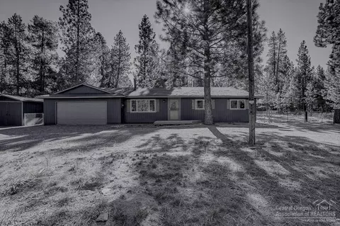 15851 Dawn Rd, La Pine, OR 97739 photo 1