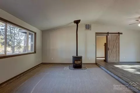 15851 Dawn Rd, La Pine, OR 97739 photo 4