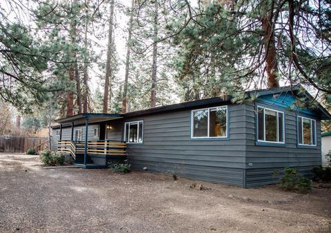 60894 Alpine Dr, Bend, OR 97702 photo 1