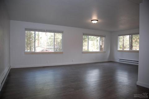 60894 Alpine Dr, Bend, OR 97702 photo 6